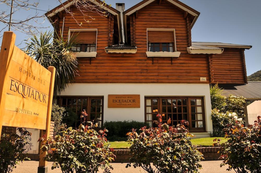 Hosteria Hostal Del Esquiador San Martín de los Andes Dış mekan fotoğraf