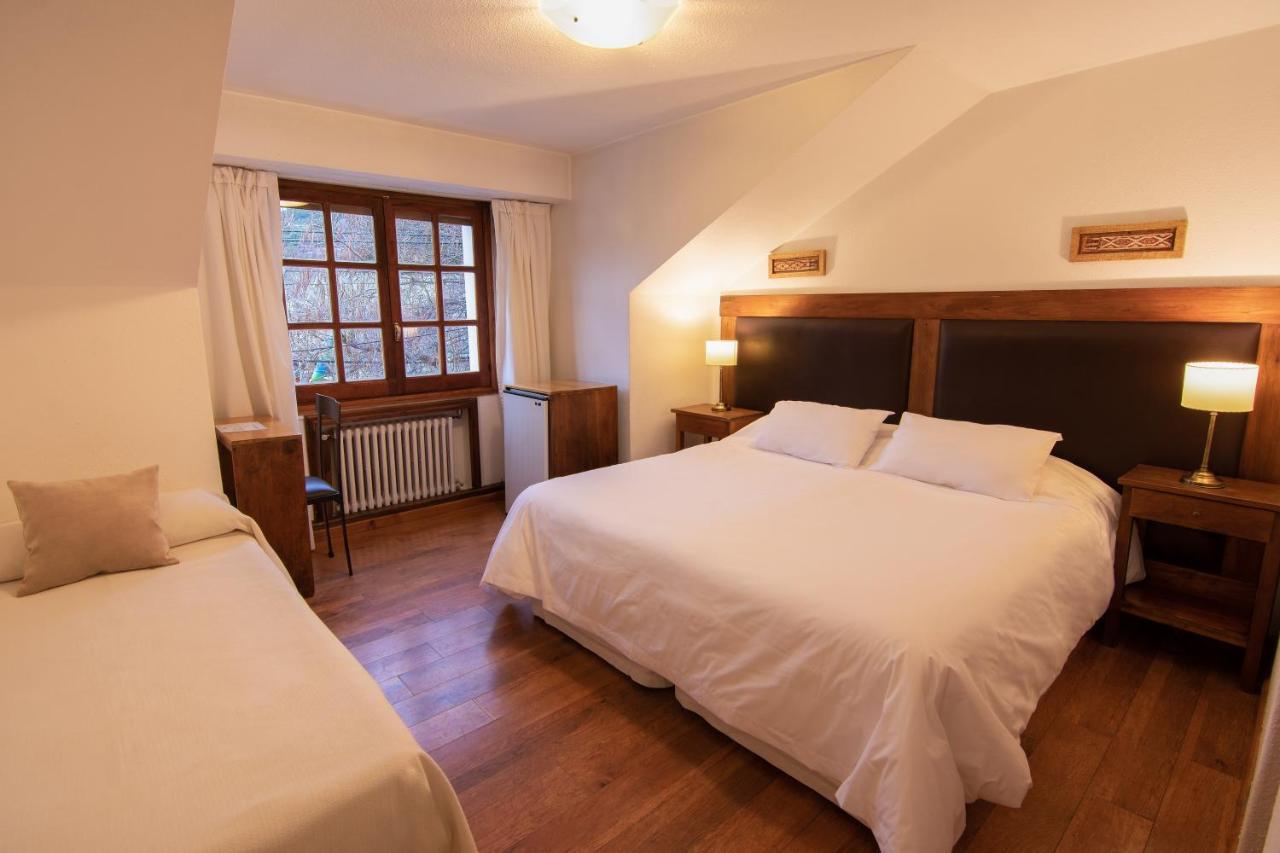Hosteria Hostal Del Esquiador San Martín de los Andes Dış mekan fotoğraf